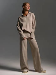 Luxe Knitwear Set – Polo Sweater met Wijde Pijpen Broek | Comfy Chic Outfit