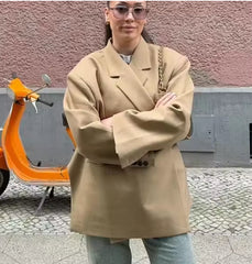 Oversized Minimal Blazerjas – Clean & Chic