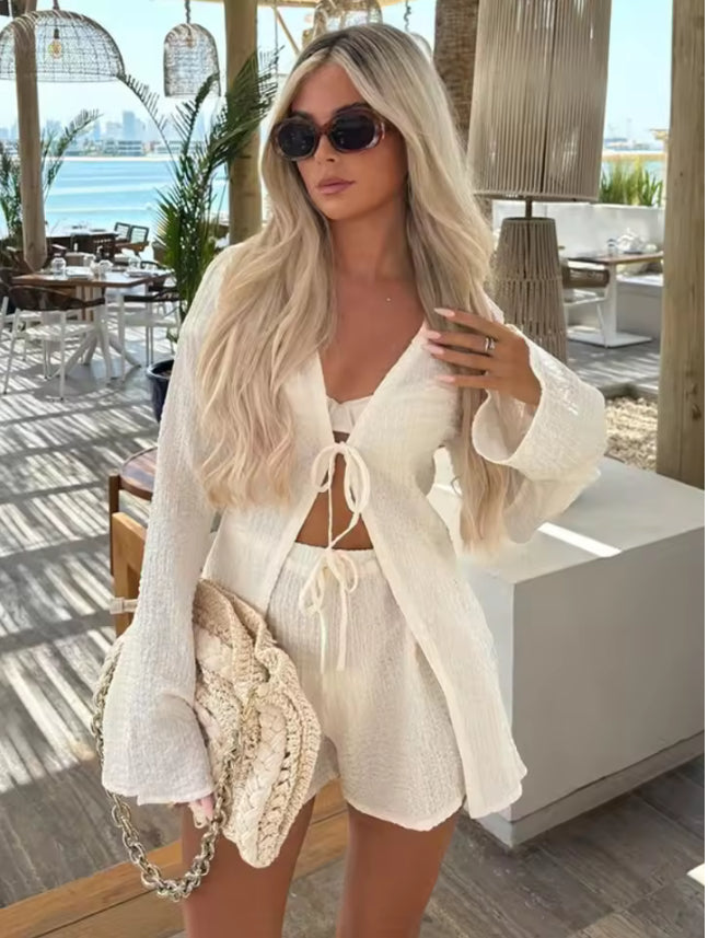 Zomerse blouse en short set met ruches en v-hals
