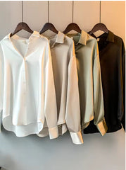 Satijnen blouse met lange mouwen in elegante oversized fit