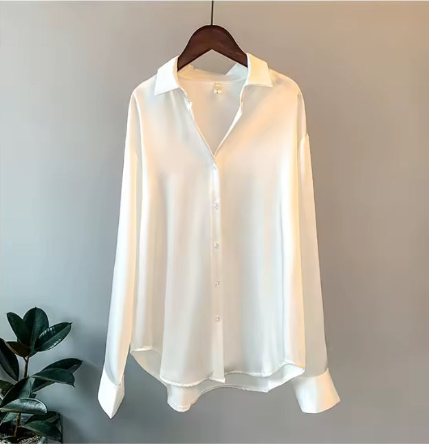 Satijnen blouse met lange mouwen in elegante oversized fit