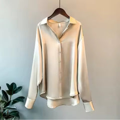 Satijnen blouse met lange mouwen in elegante oversized fit
