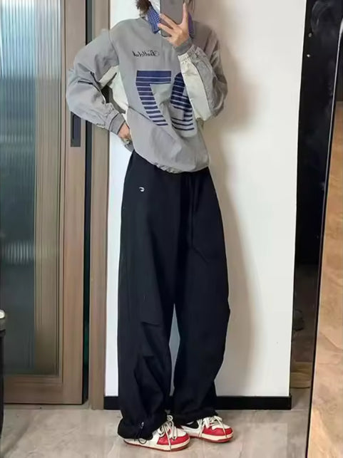Oversized retro jogger cargo pants